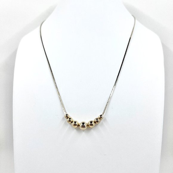 Jewelry - 🎉HP🎉 Simple & Minimal Shiny Gold Tone Graduated Ball 17” Chain Necklace